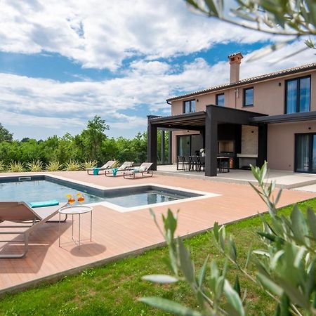 Villa Zara Santalezi エクステリア 写真