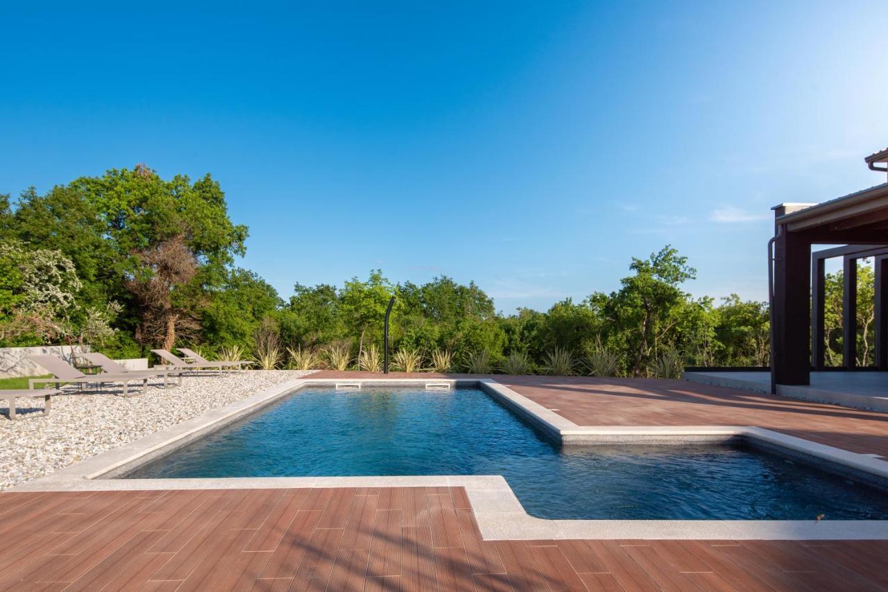 Villa Zara Santalezi エクステリア 写真