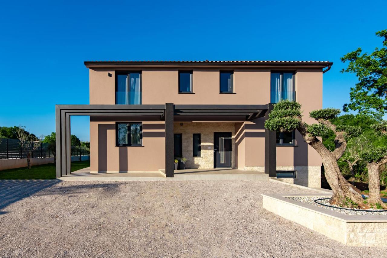 Villa Zara Santalezi エクステリア 写真