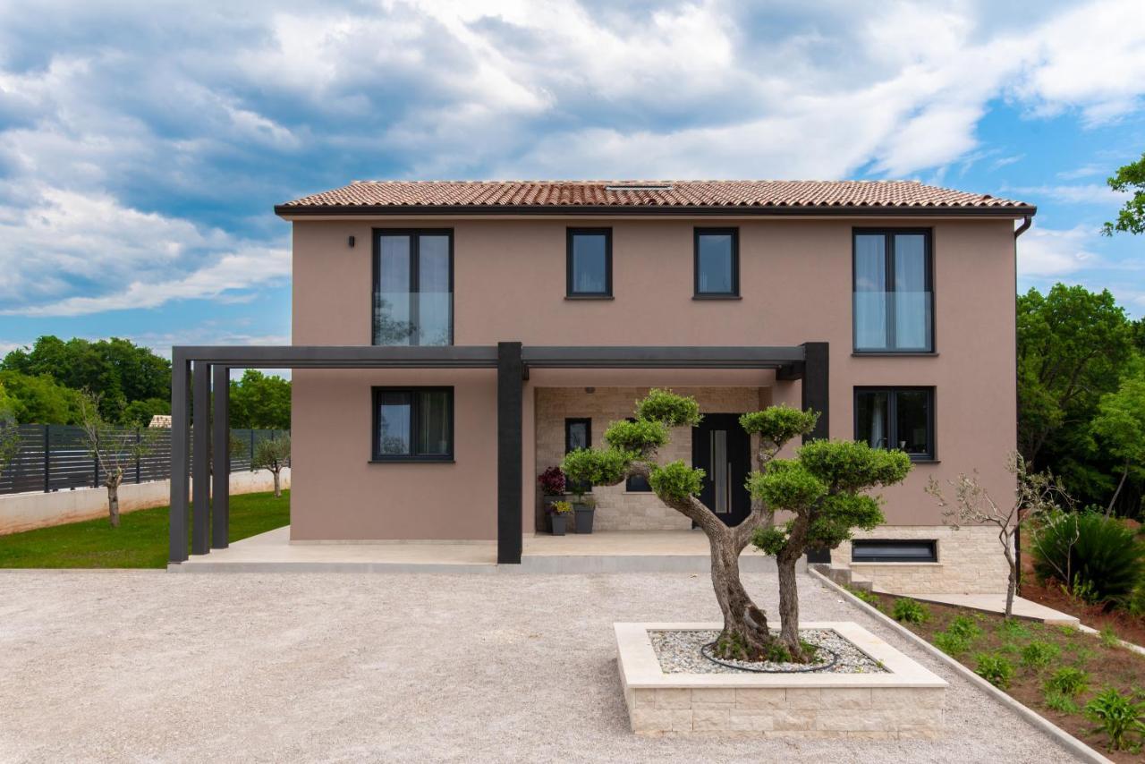 Villa Zara Santalezi エクステリア 写真